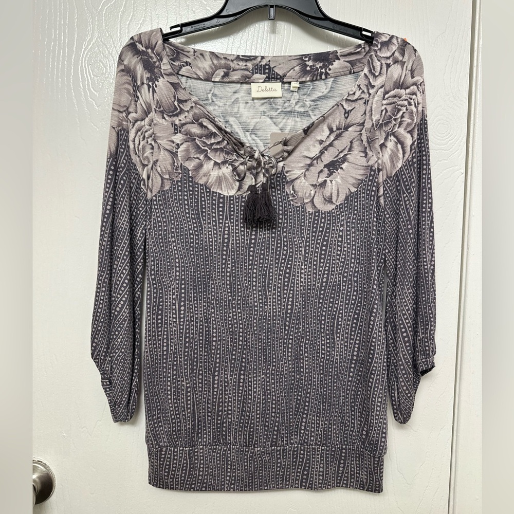 NWT Anthropologie Deletta XS Floral Boho Blouse Tassel Tie Gray Cream Top